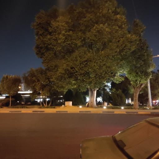 عکس میدان قائم