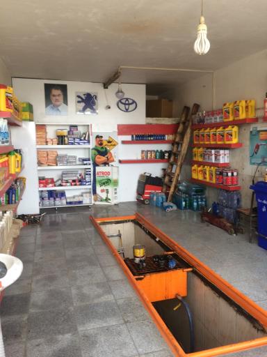 عکس تعویض روغن محمدی