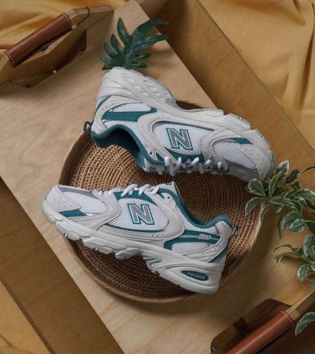 عکس پلاس چرم