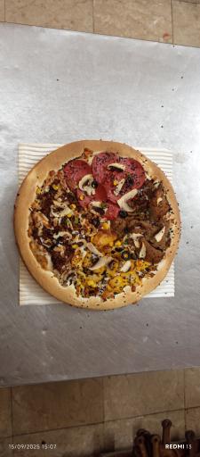 عکس فست فود گارفیلد