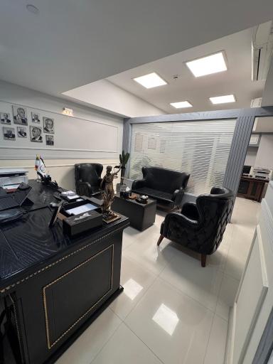 عکس دفتر وکالت محمد جهانی طلب