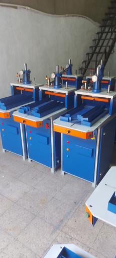 عکس پانچ امپراطور