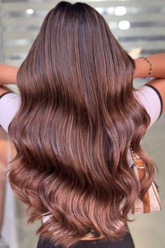 عکس سالن زیبایی فرنچ سفید