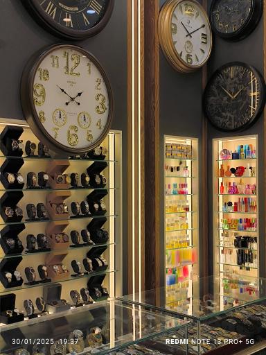 ساعت پاییزان