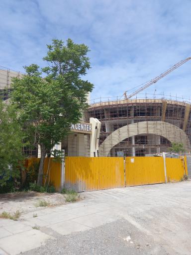 عکس ایران سنتر (در حال احداث)