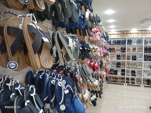 عکس کفش و صندل نازلی