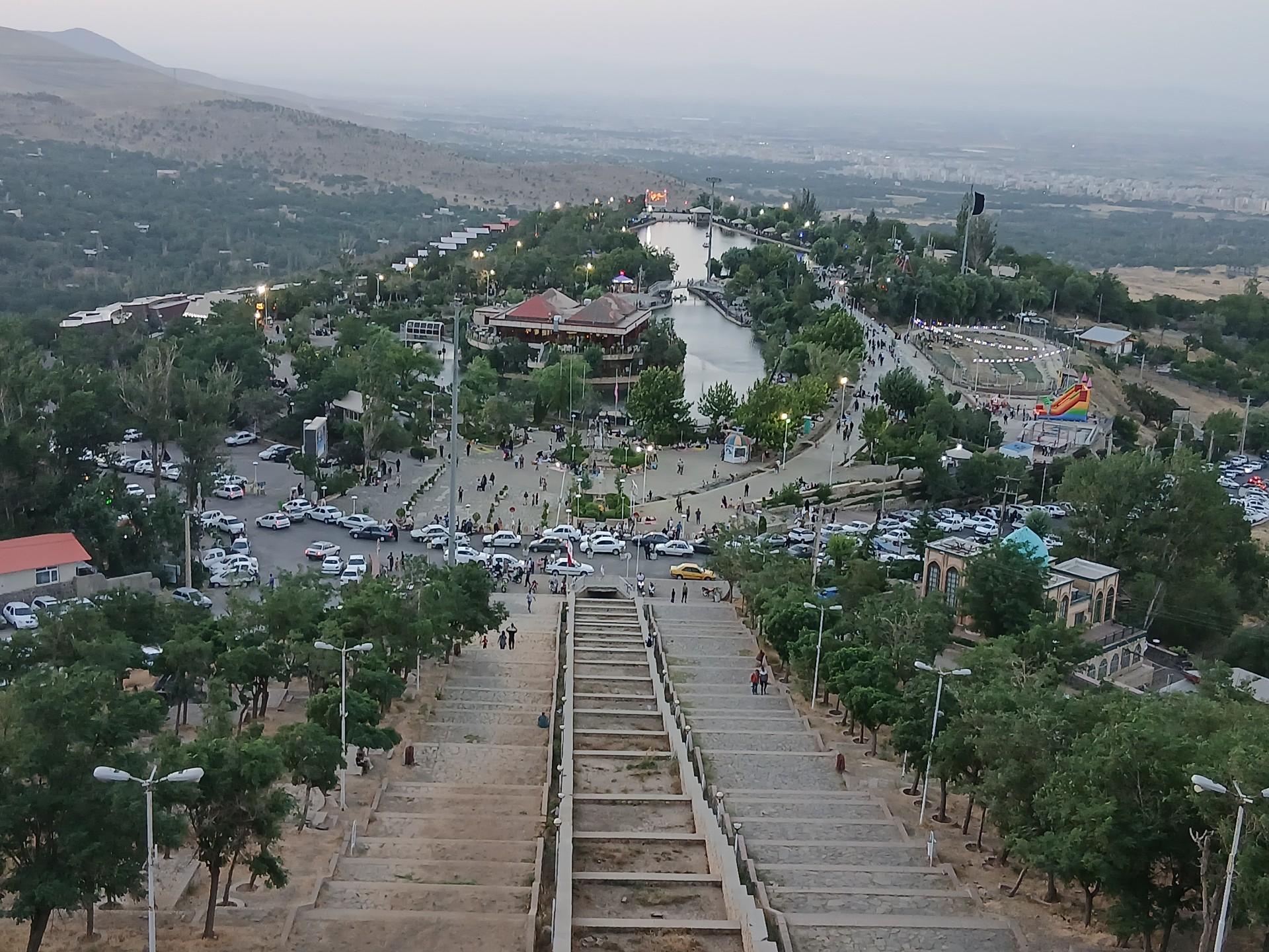 عکس آبشار مصنوعی