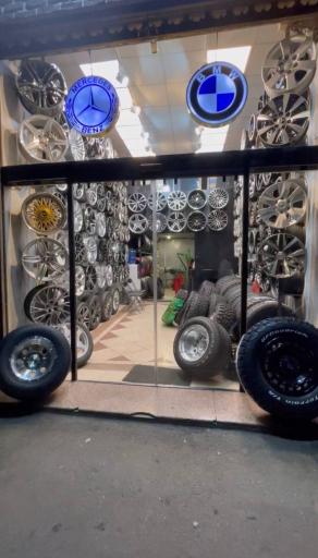عکس فروشگاه رینگ و لاستیک رینوتیک