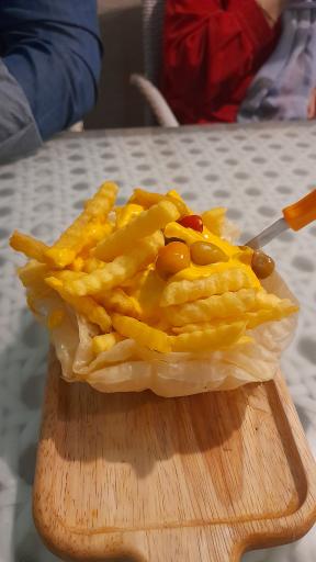 عکس رستوران برگراد رشت