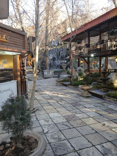 عکس رستوران نهارستان زیتون 