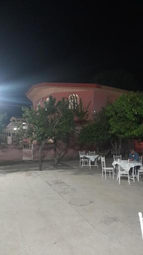 عکس باغ رستوران مستعلی