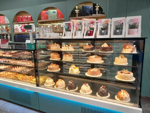 عکس شیرینی و آجیل گلستان