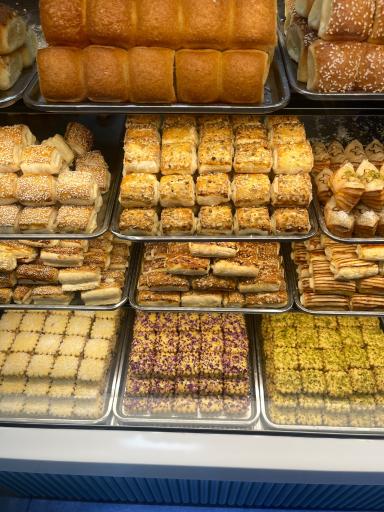 عکس شیرینی و آجیل گلستان