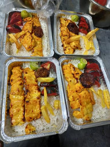 رستوران جوان