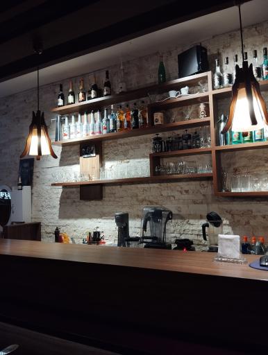 عکس کافه ویولت