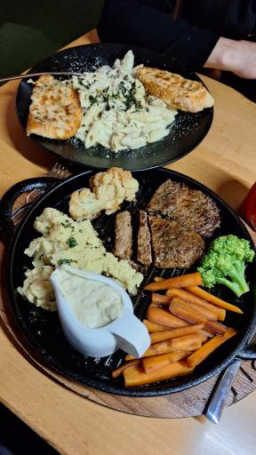 عکس پیتزا سن سون