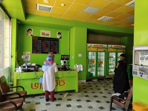 عکس مرغ کاکل زری