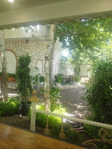 عکس کافه رستوران باغ لیمو
