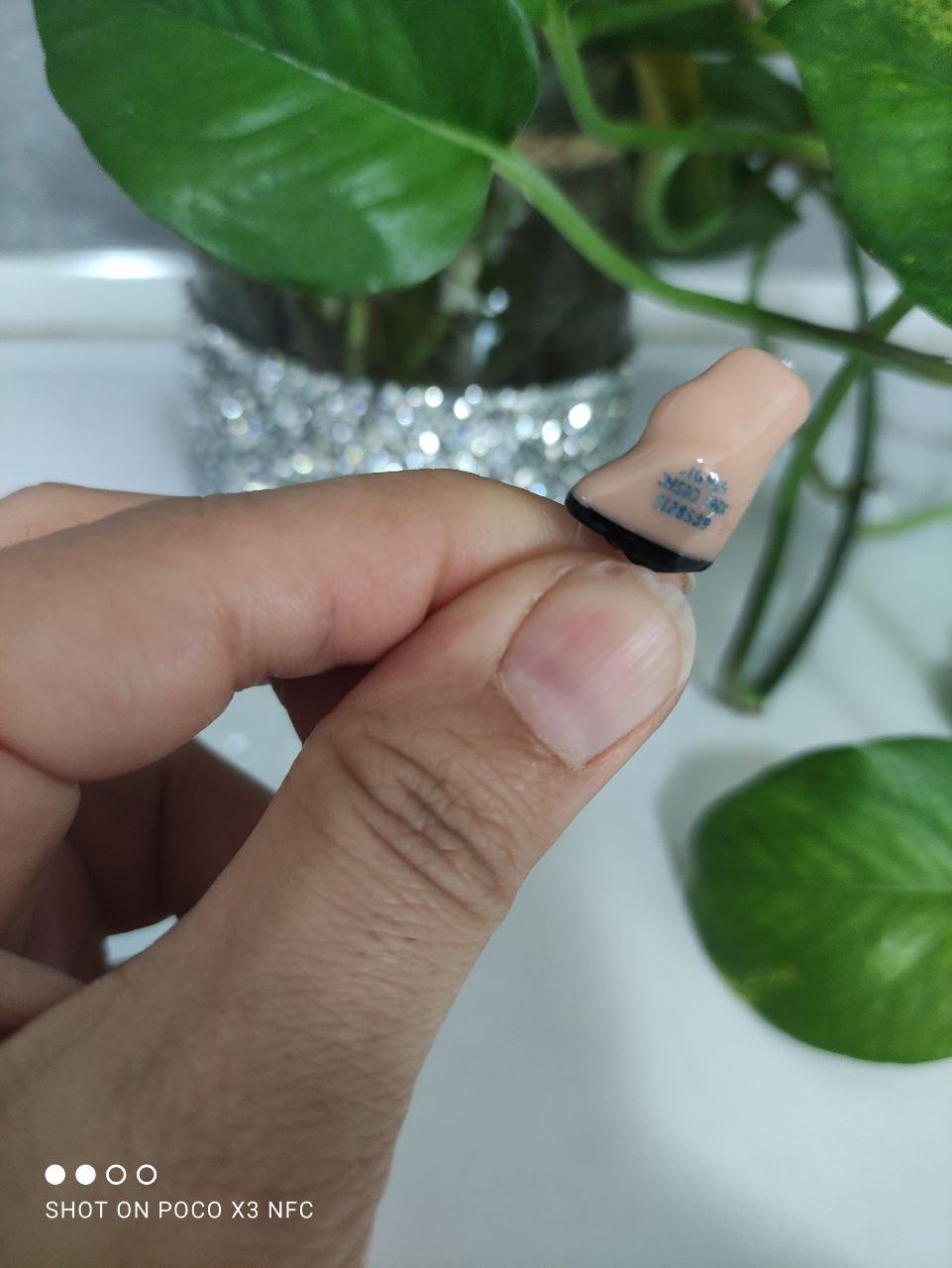 عکس سمعک مهرآذین