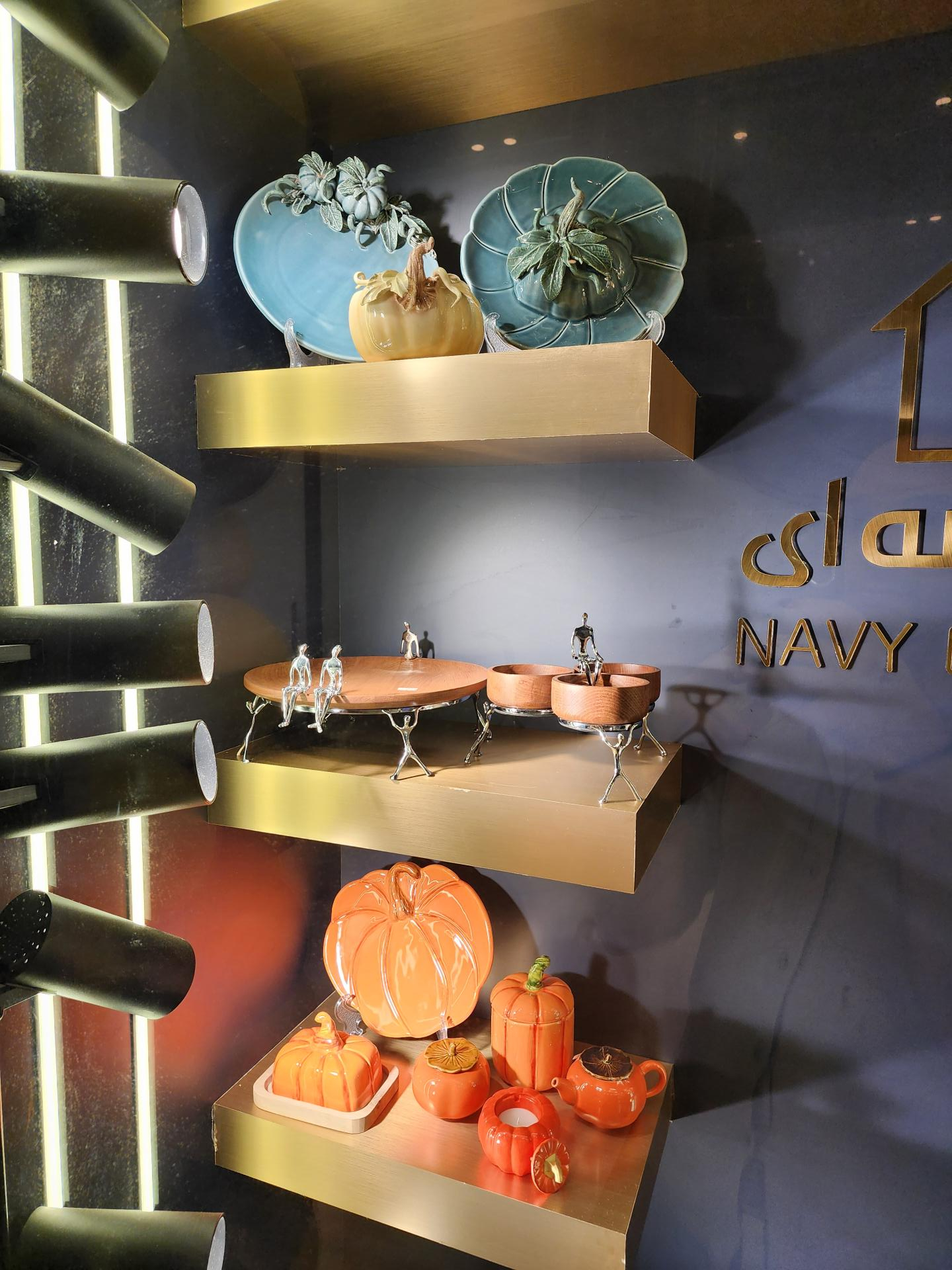 عکس فروشگاه خانه سرمه ای