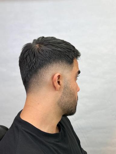عکس آرایشگاه میلاد