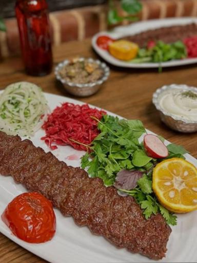 عکس کافه رستوران دنج