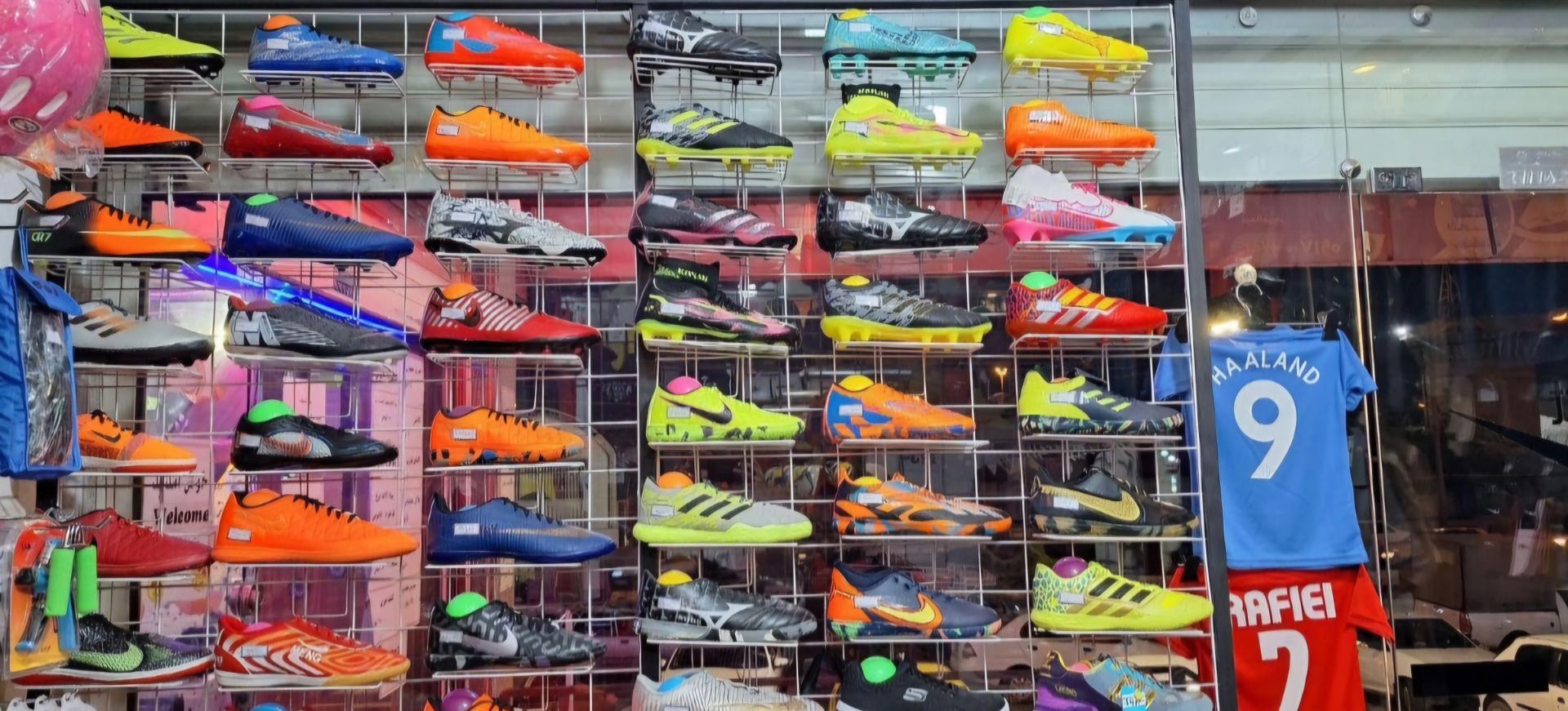 عکس لوازم ورزشی نایک اسپورت رحیمی 