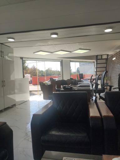 عکس مسکن مالک (حسنوند)