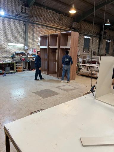 عکس کارخانه بهارچوب بی‌جانلو