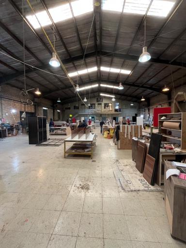 کارخانه بهارچوب بی‌جانلو