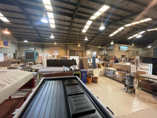 کارخانه بهارچوب بی‌جانلو