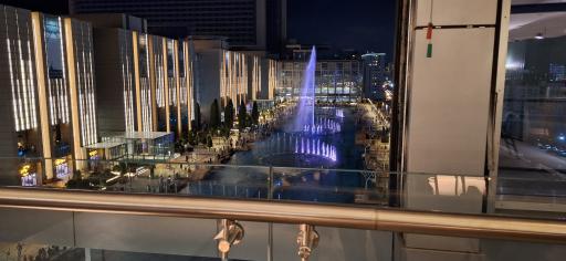 عکس کافه لیبرو