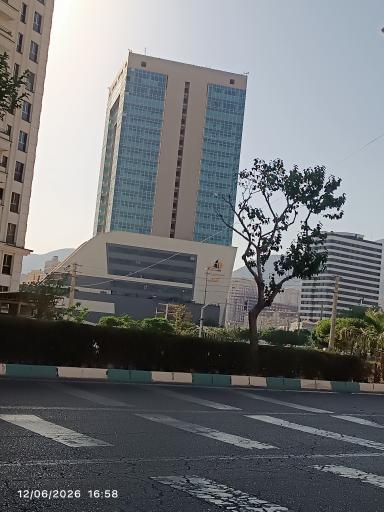 عکس مرکز خرید سرزمین کودک آفتاب