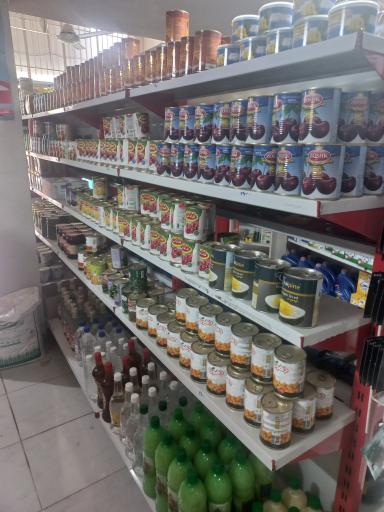 عکس فروشگاه مواد غذایی ایمری