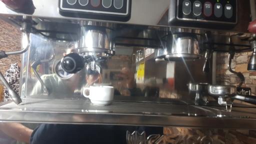 عکس کافه دنج 