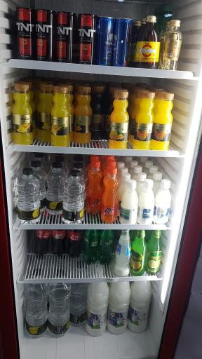 عکس کافه دنج 