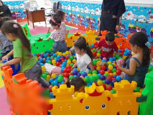 عکس مهد کودک و پیش دبستانی نبوت