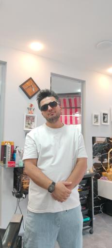 عکس آریشگاه مردانه نوری