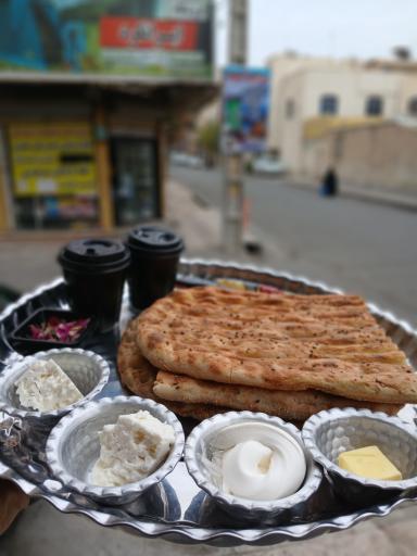 عکس کافه رستوران بچه آهو