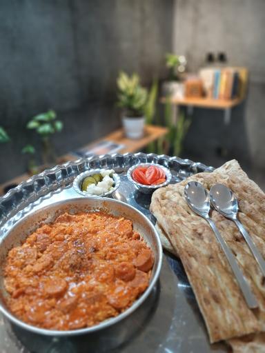 عکس کافه رستوران بچه آهو