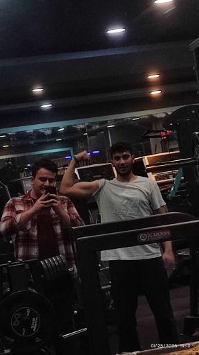 عکس باشگاه بدنسازی پاشا