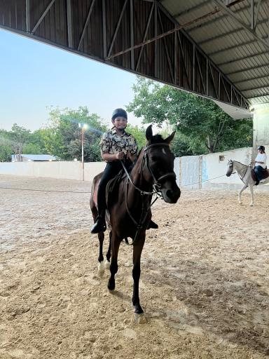 عکس باشگاه سوارکاری رنجی