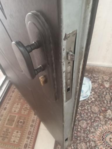 عکس الو کلید سازی نصیری قم