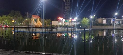 عکس دریاچه پارک کوثر