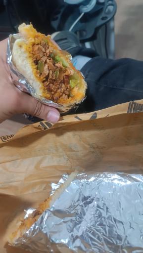 عکس فست فود کارینو