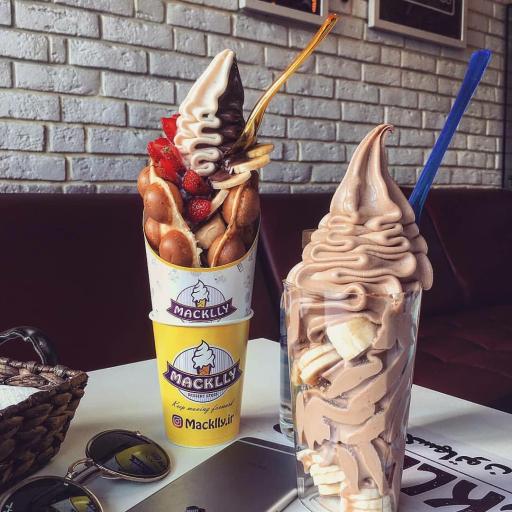 عکس کافه بستنی مکلی