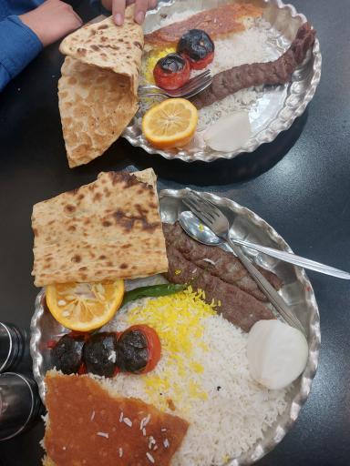 عکس کباب سنتی عمو عباس