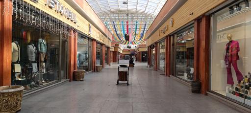 عکس مجتمع تجاری امید