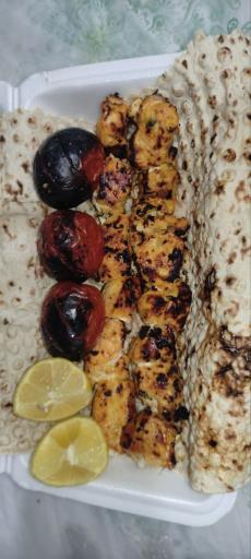 عکس رستوران بیرون بر ایوان