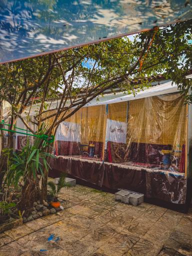 کافه خوجیر نشین 